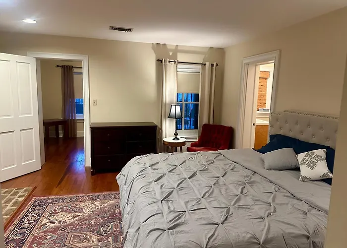 Fully Furnished Garden Apartment