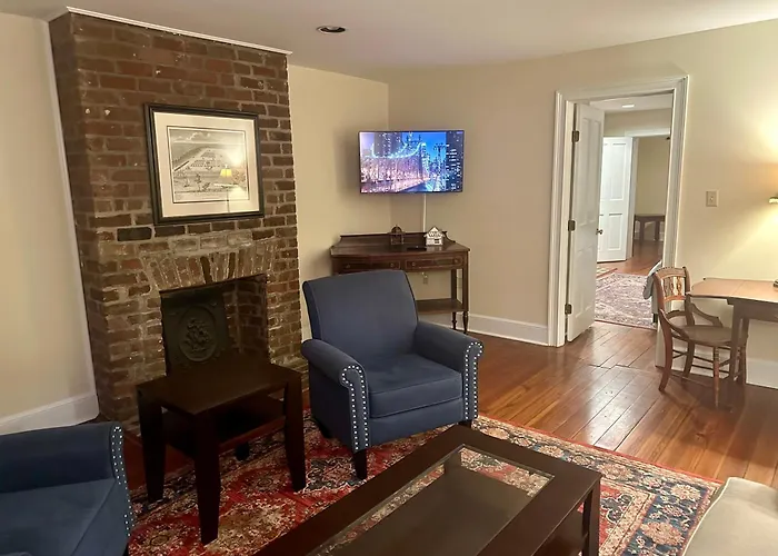Fully Furnished Garden Apartment